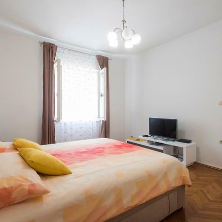 T&M Apartment With Parking In The Old Town Задар Экстерьер фото